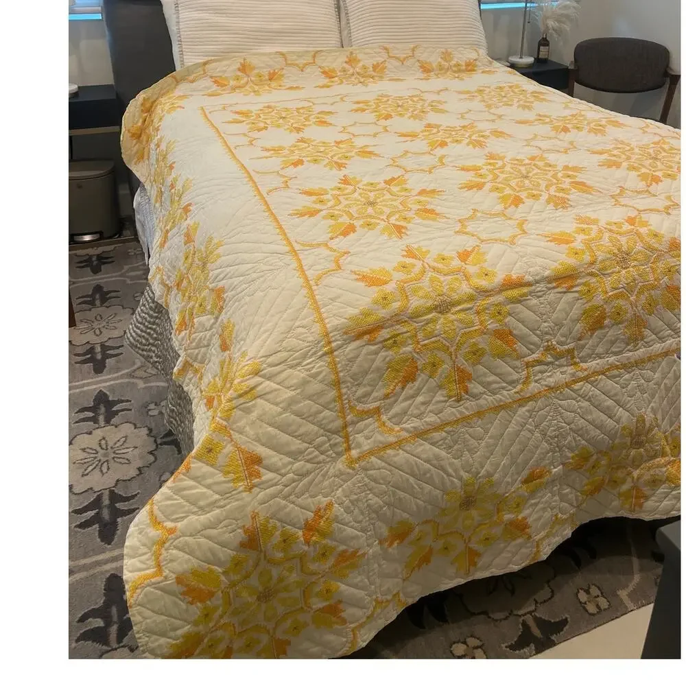 Quilt Queen Blanket Coverlet Vintage honey bee yellow floral Cross Stitched